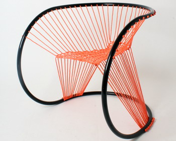 Яркий и сложный стул «Maya» от дизайнера Арья Альфьери (Arya Alfieri)