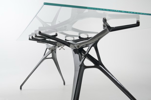 Ветвистый стол «Ramus M1» от дизайн - студии «Il Hoon Roh»