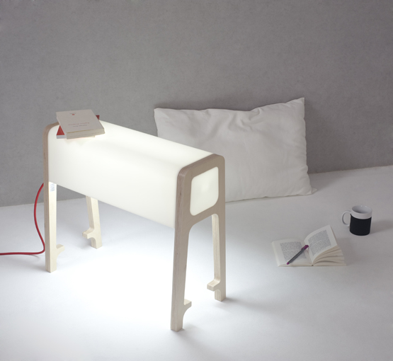 Четвероногий светильник «Boksh» от дизайнера Seung Yong Song